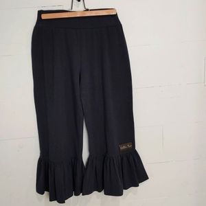 Matilda jane Medium charcoal ruffle pant
